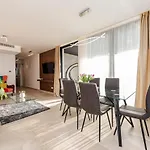 Villa Tadic