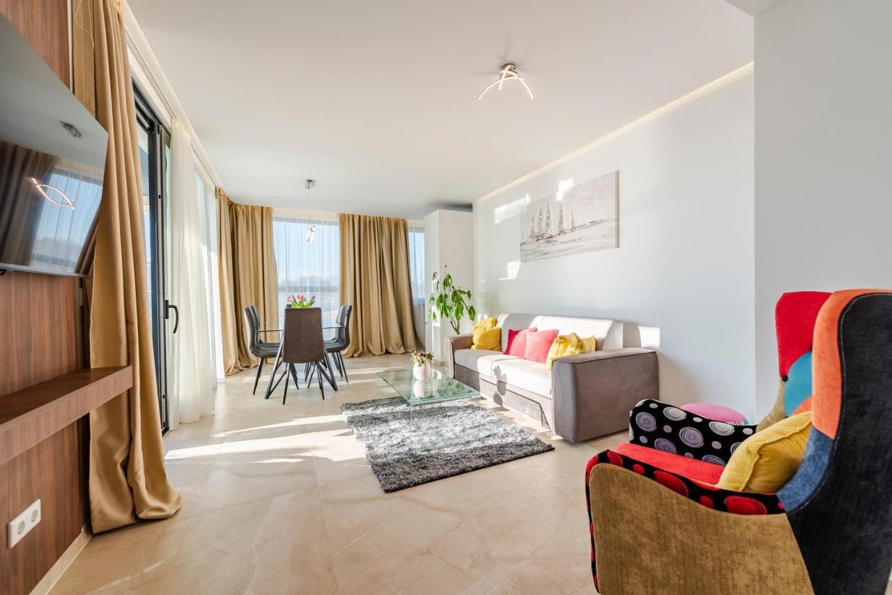 Apartment Tadic *