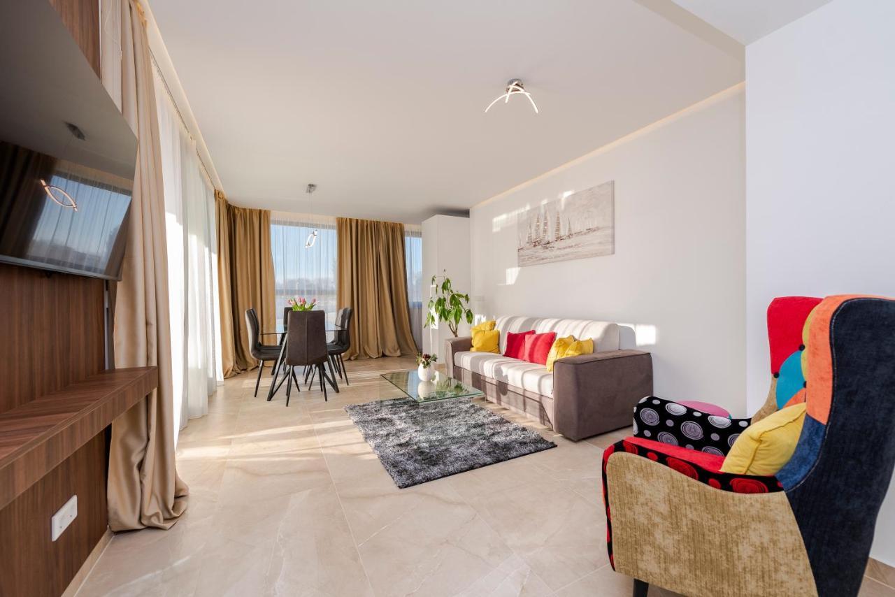 Tadic Apartment *
